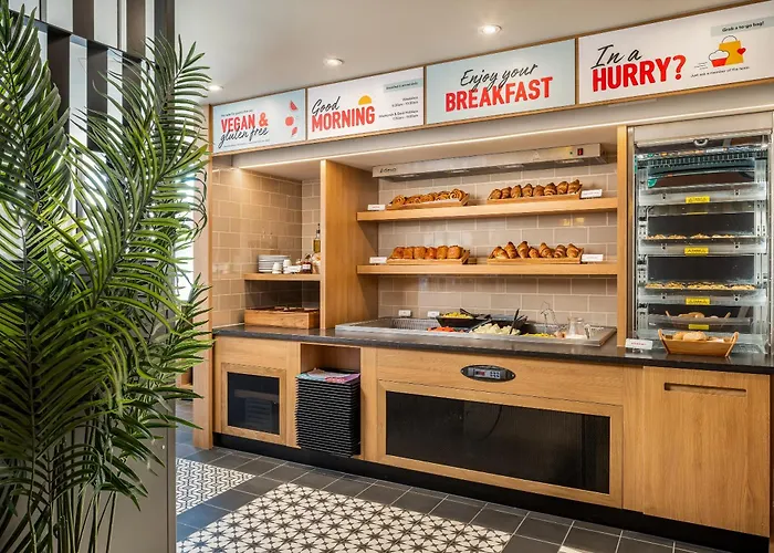 Point A London Canary WharfAirport Hotel